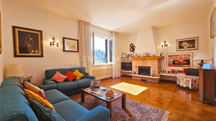 Rapallo - Villa con Piscina in Località Sant'Ambrogio