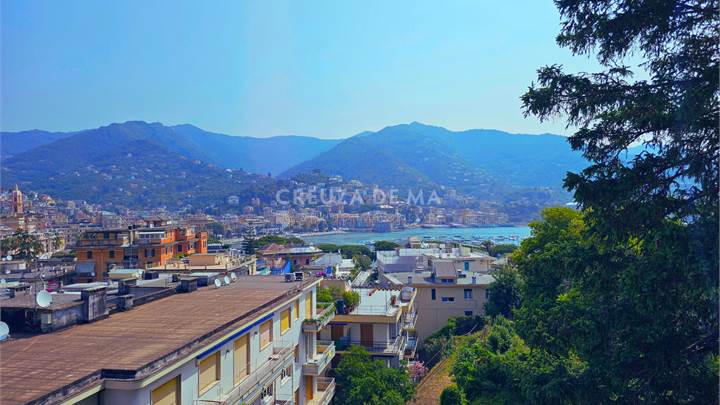 Zona Porto - Vista Mare Terrazza e Posto Auto